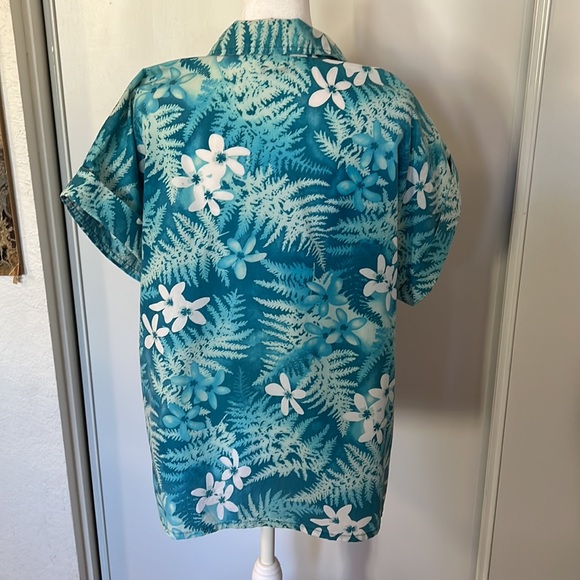 RM BLOUSE.            #643 - Picture 3 of 5